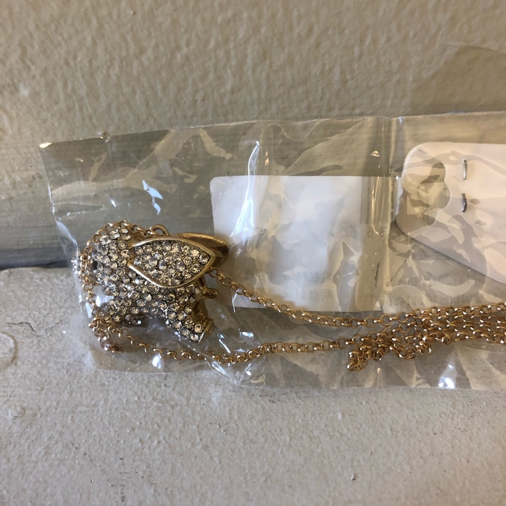 New gem elephant necklace